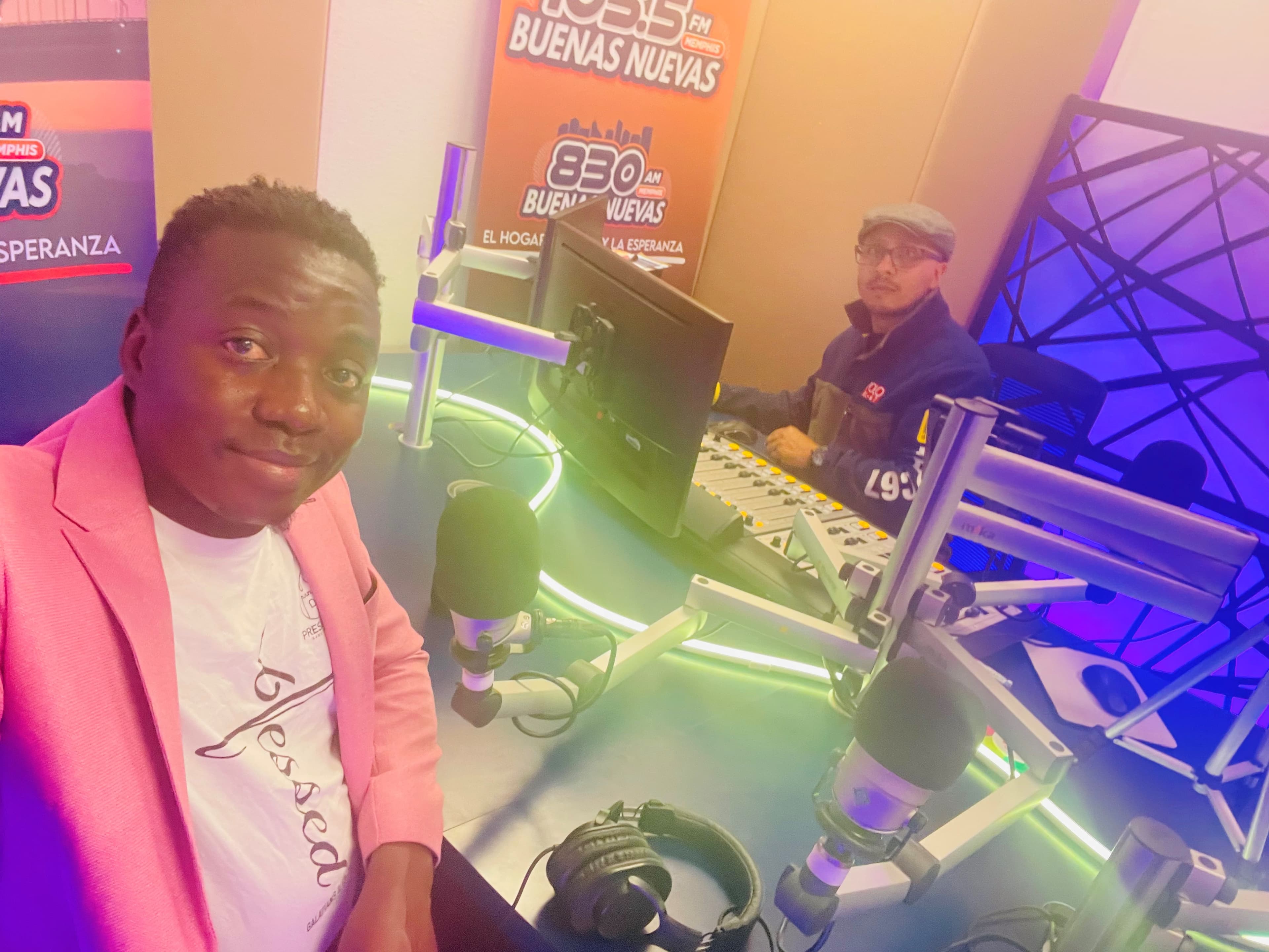 Pastor on Buenas Nuevas Memphis radio